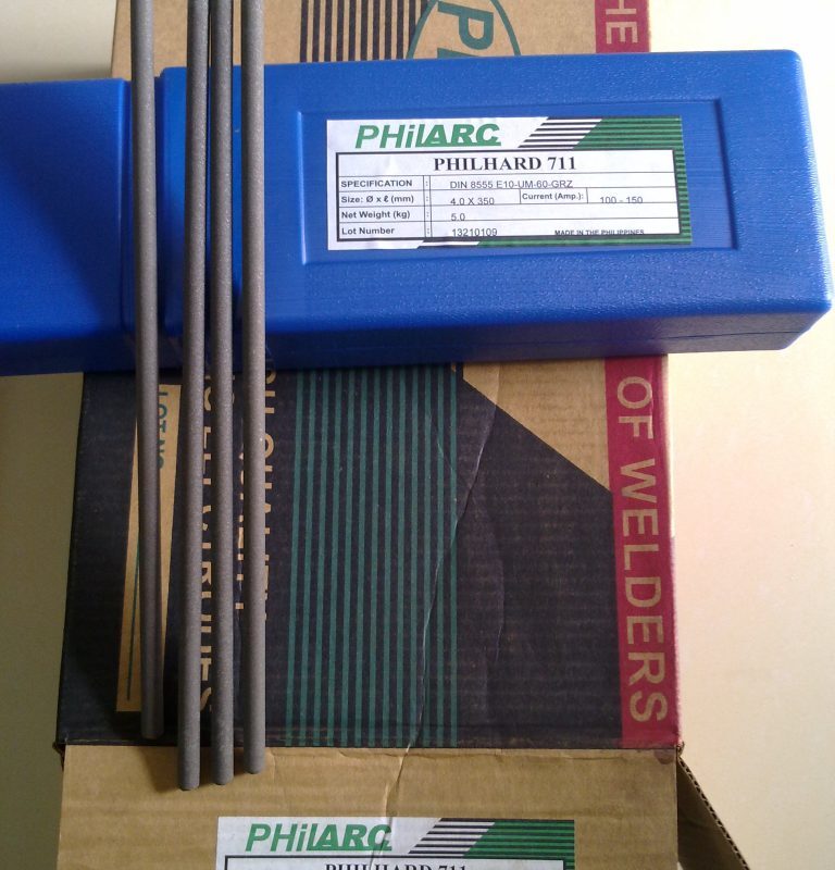 Que hàn crom chống mòn Philhard 711